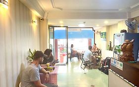 Giang Son Hotel 江山民宿范五老街胡志明市